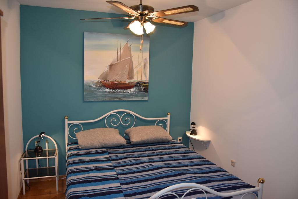 Malinska Center Apartment Esterno foto