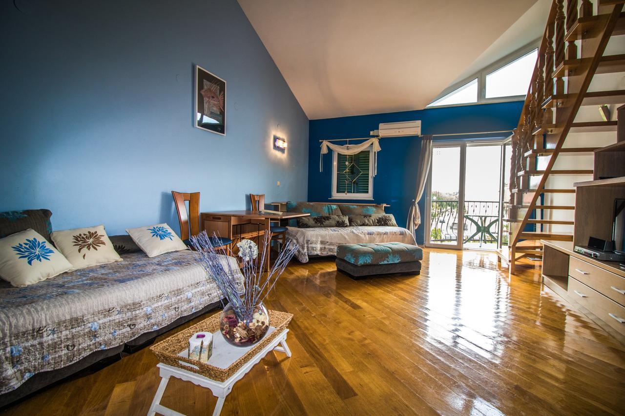 Malinska Center Apartment Esterno foto